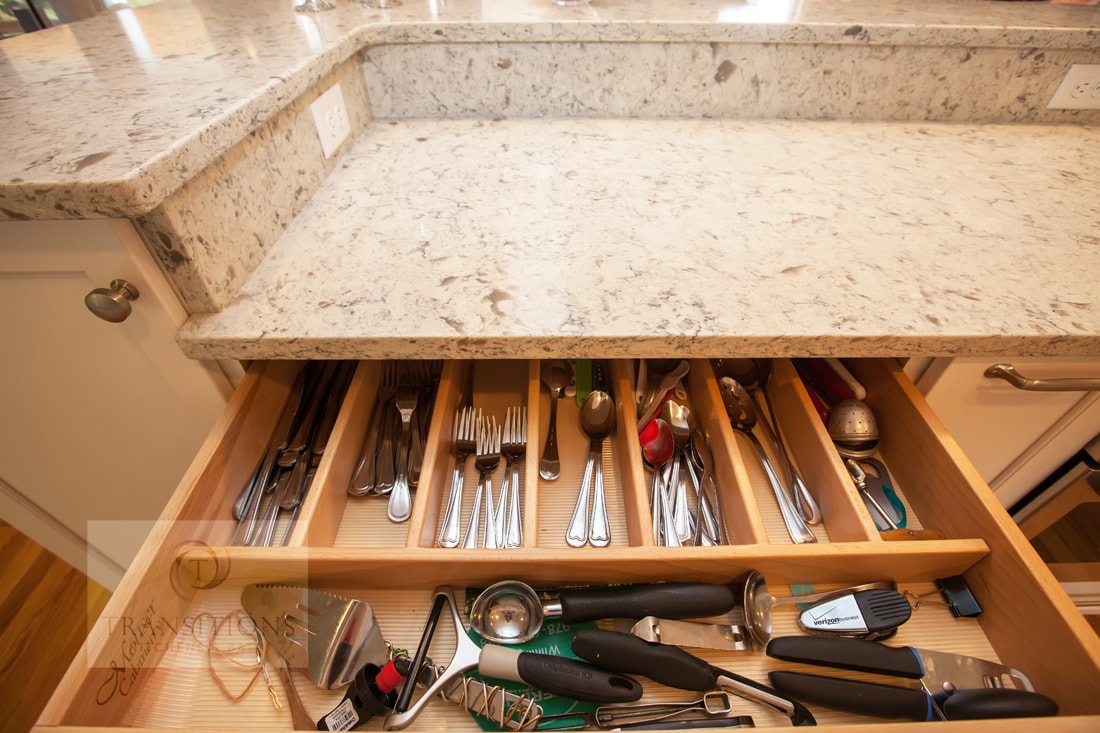 cutlery drawer storage