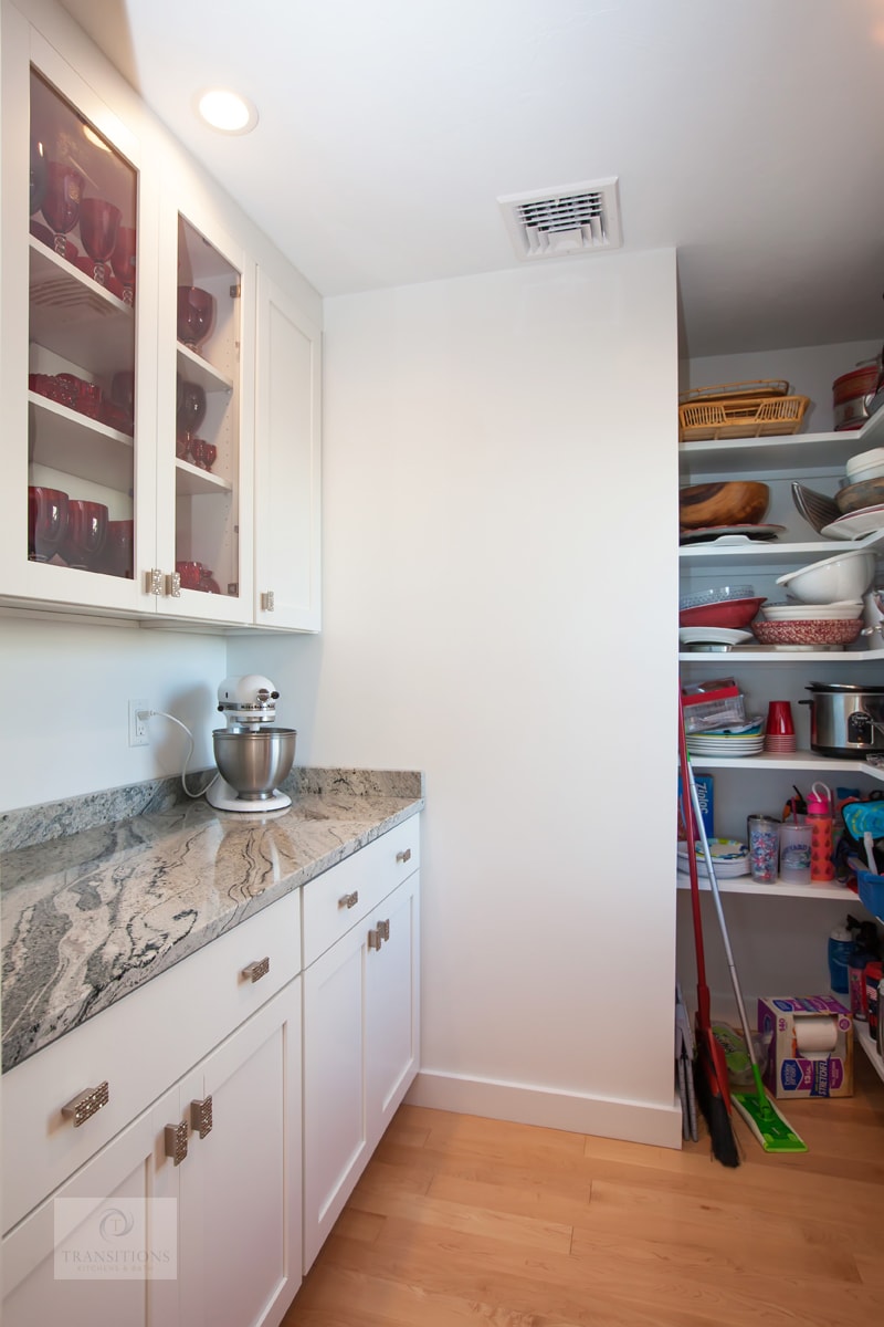 walk in pantry storage